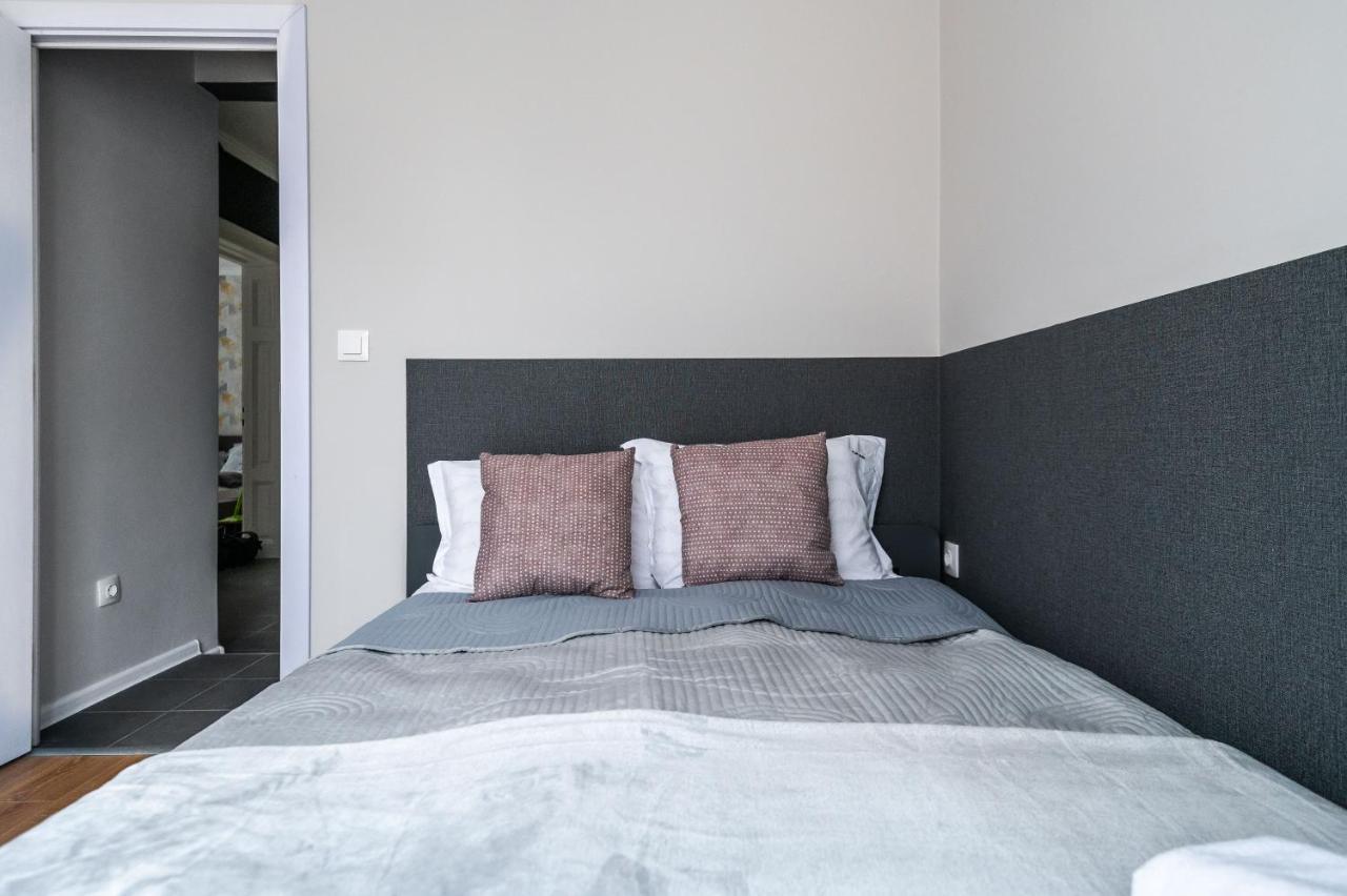 Boutique 2-Bedroom Apartment In Sofia Ngoại thất bức ảnh