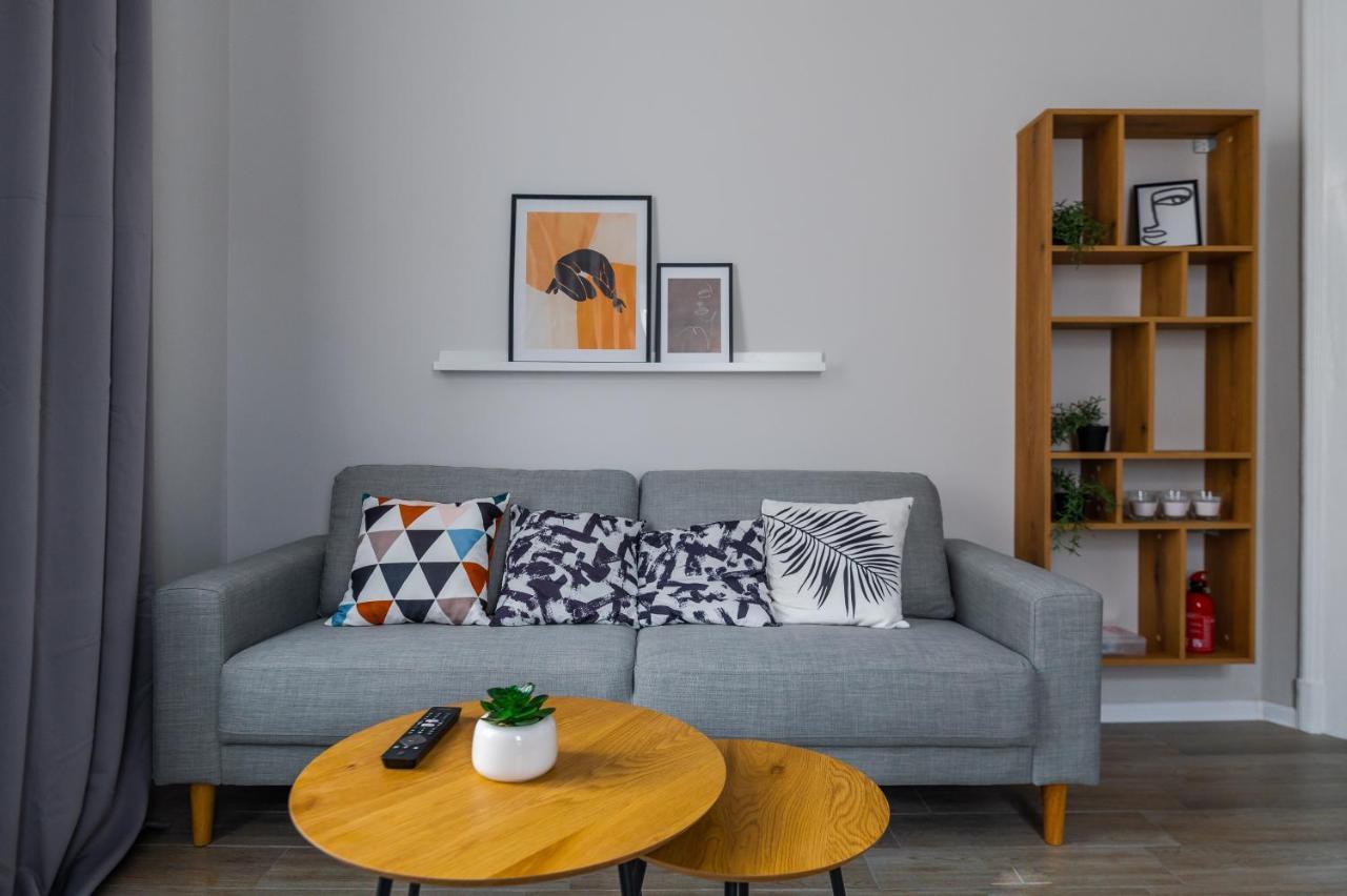 Boutique 2-Bedroom Apartment In Sofia Ngoại thất bức ảnh