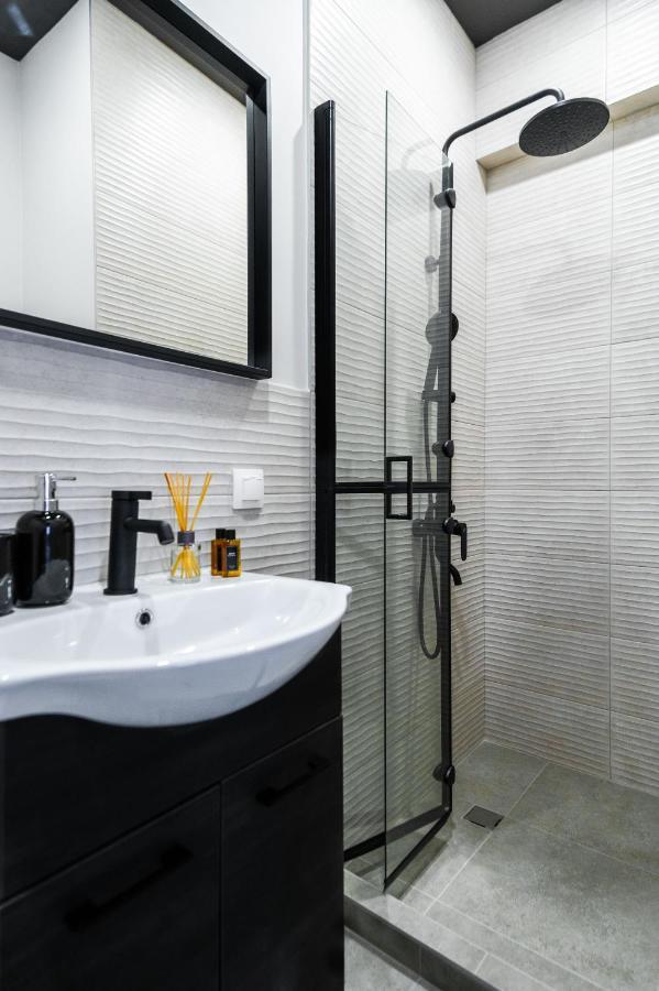 Boutique 2-Bedroom Apartment In Sofia Ngoại thất bức ảnh