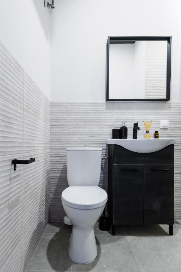 Boutique 2-Bedroom Apartment In Sofia Ngoại thất bức ảnh